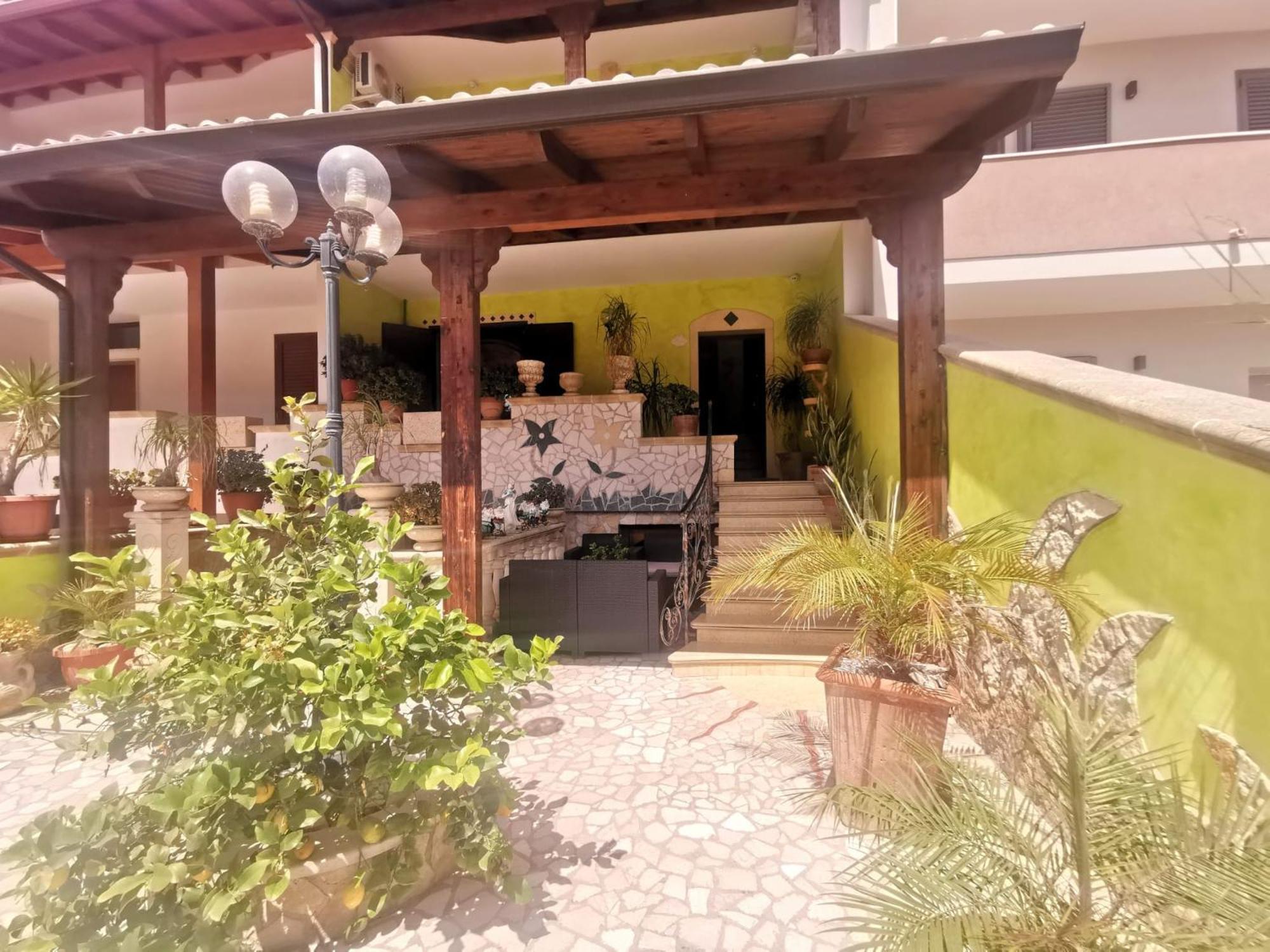 Queen'S Luxurious House Gallipoli Exteriér fotografie